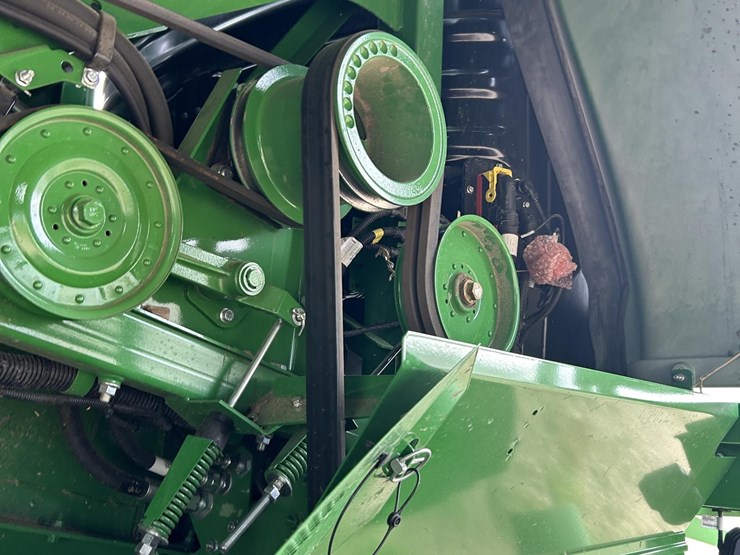 2024-john-deere-s790-image-54