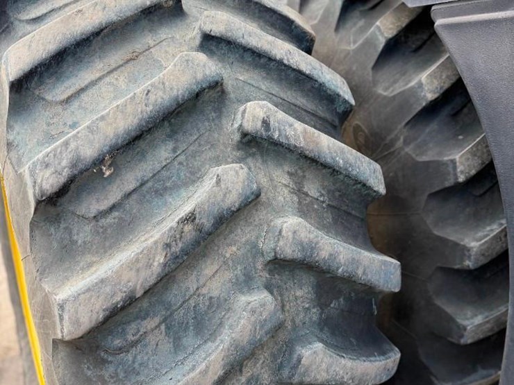 2013-john-deere-9560r-image-9