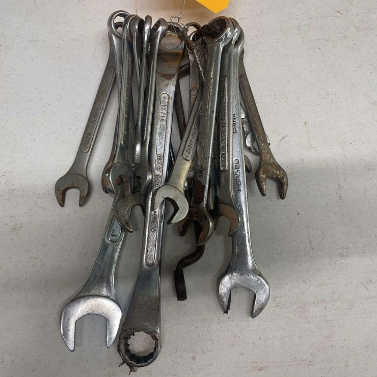 Lot of (20) Wrenches
