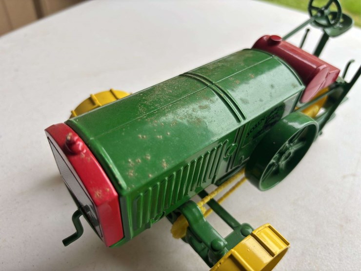 john-deere-16-image-5