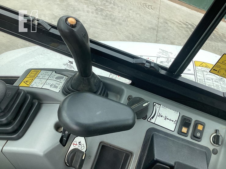 2023-bobcat-e35-image-19