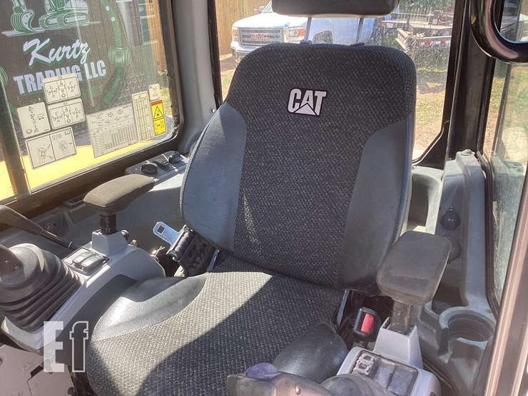 2019-caterpillar-305-image-18