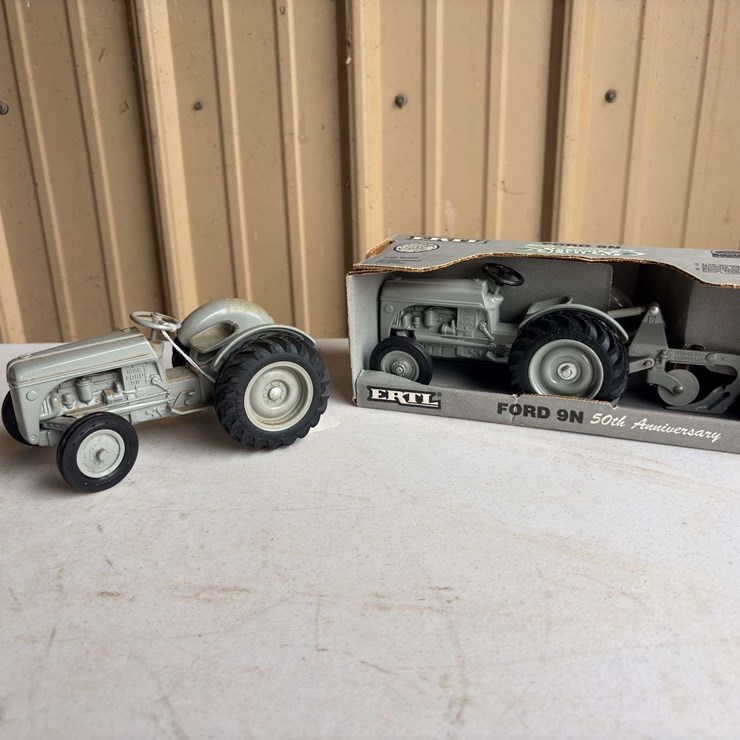 (2) 1/16 Ford 9N Tractors Ertl