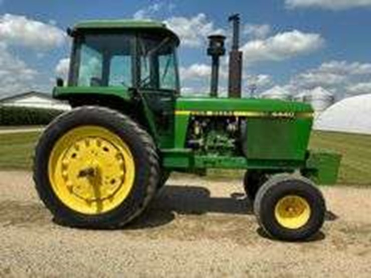 1981-john-deere-4440-image-6