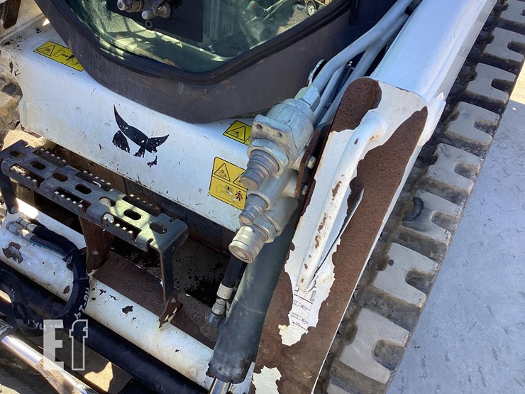 2022-bobcat-t450-image-11