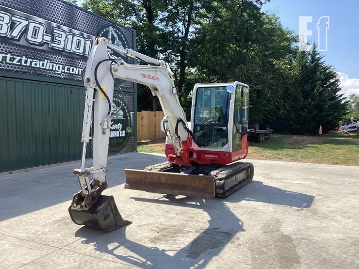 2018-takeuchi-tb260-image-9
