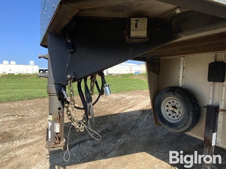 2013-wilson-psgn-5724t-7'-x-24'-aluminum-t/a-gooseneck-livestock-trailer-image-12