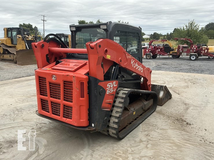 2021-kubota-svl65-2-image-4