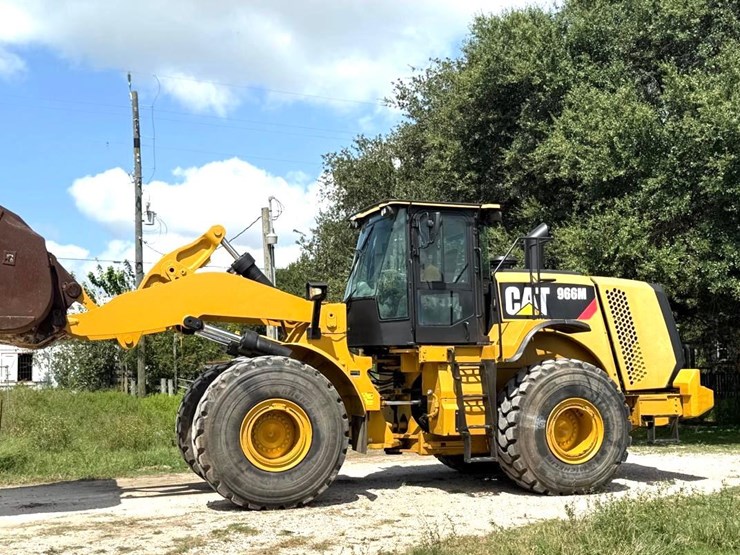 2015-caterpillar-966m-image-9