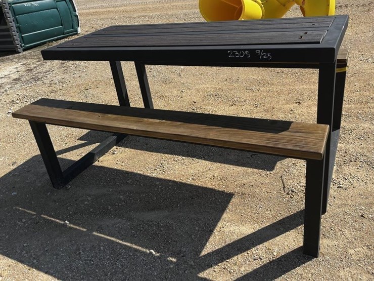 l3--picnic-table-image-2