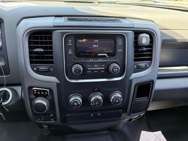 2016-dodge-ram-1500-image-13