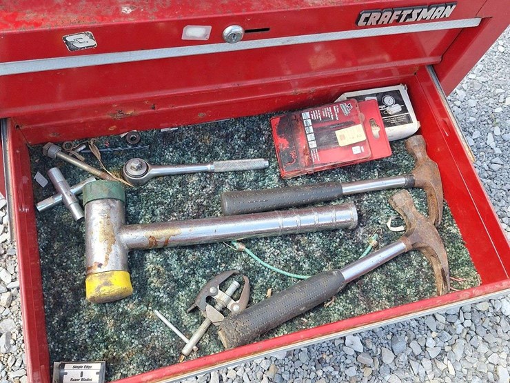 craftsman-doublestack-toolbox-with-misc-tools-image-11