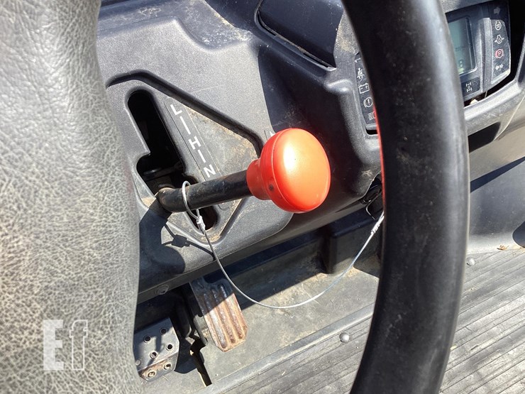 2008-kubota-rtv900-image-11