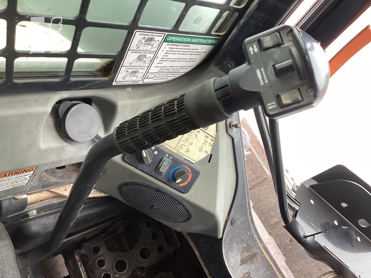 2016-bobcat-t770-image-17