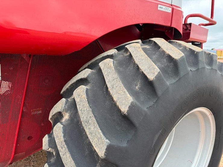 1995-case-ih-2144-image-10