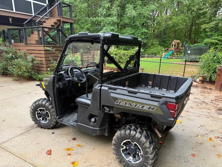 2023-polaris-ranger-1000-image-13