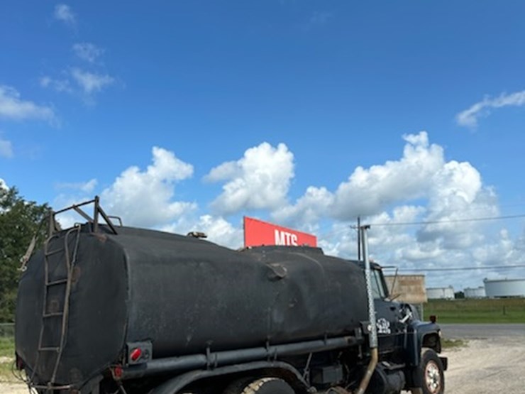 ford-l9000-image-3