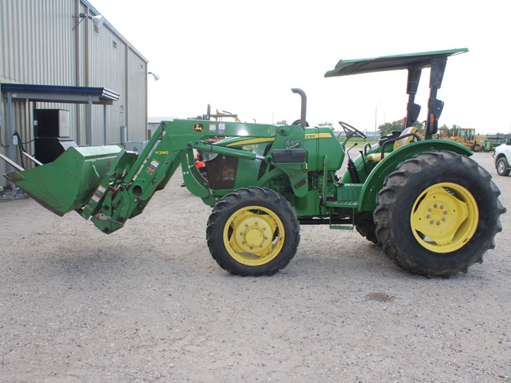 2014-john-deere-5075e-image-1