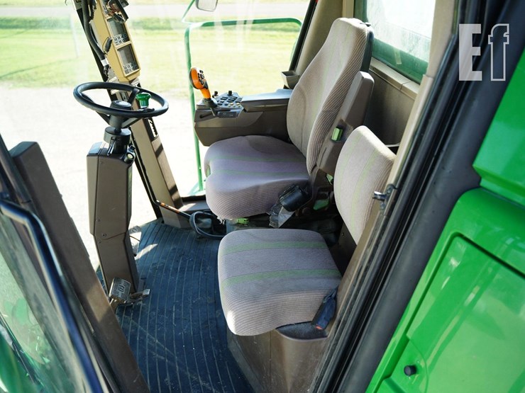 2007-john-deere-9560-sts-image-39