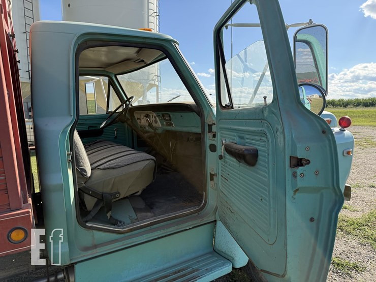 1968-ford-f600-image-18