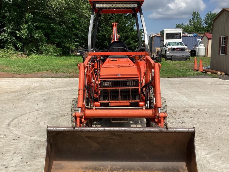 2000-kubota-l35-image-7