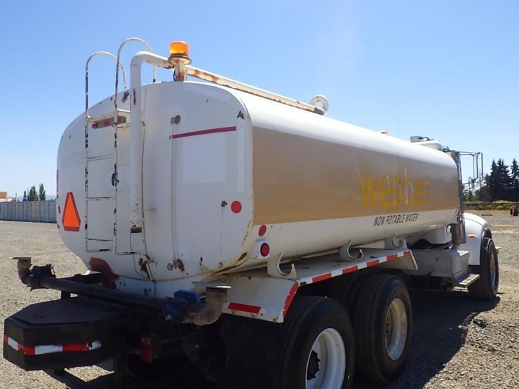 2015-peterbilt-pb348-16'-t/a-water-truck-image-8