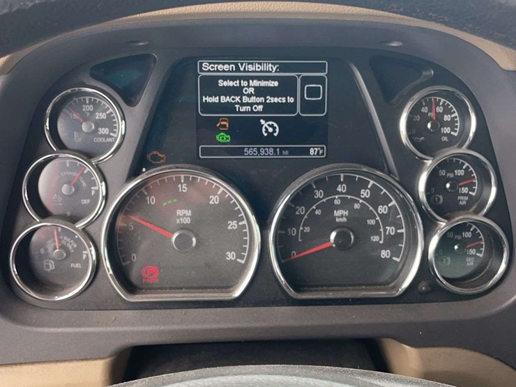 2017-peterbilt-579-image-34