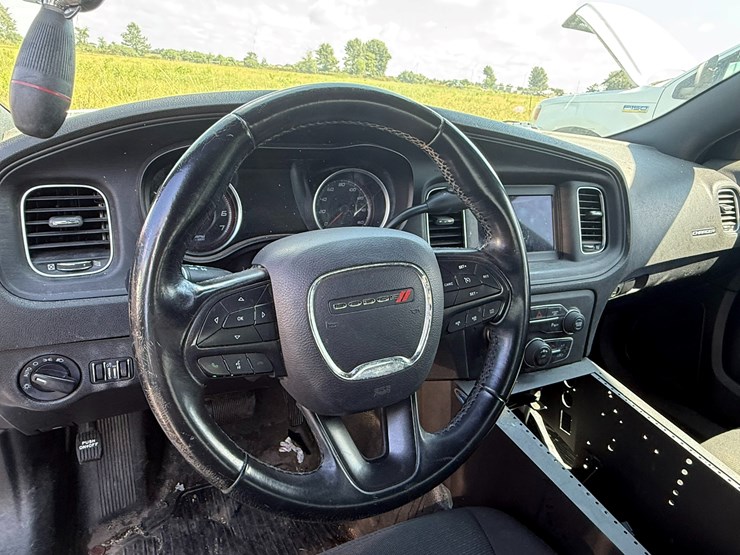#14-•-#26458-•-2018-dodge-charger-sedan-2c3cdxat6jh212440-image-32