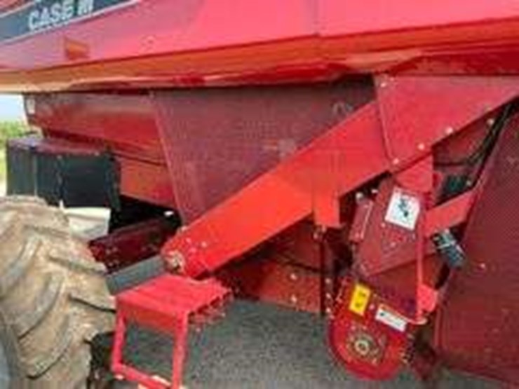 2005-case-ih-2388-image-16