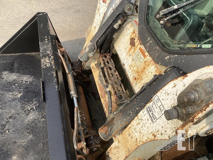 2016-bobcat-t650-image-10