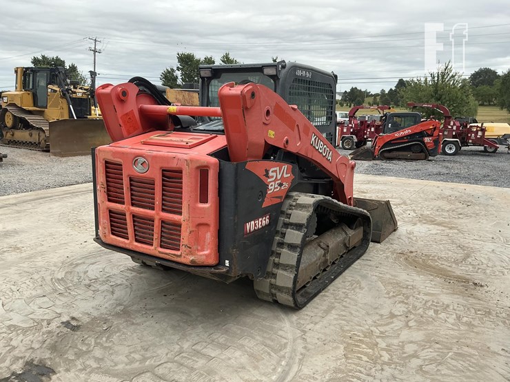 2017-kubota-svl95-2-image-4