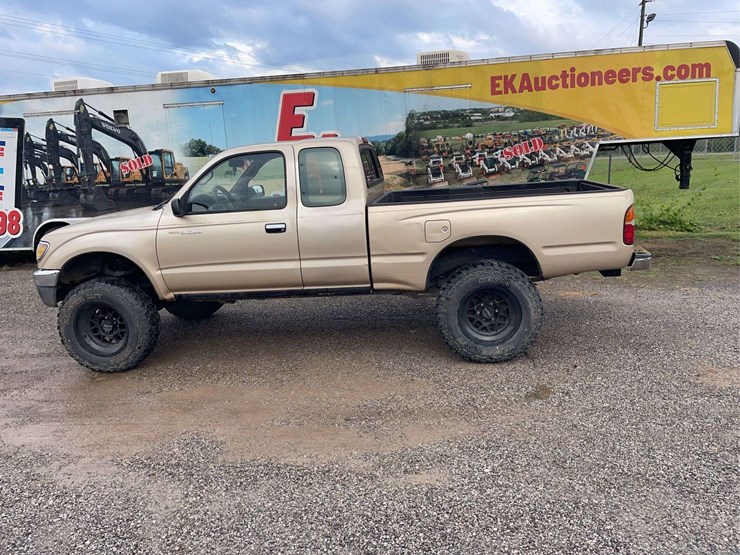 1997-toyota-tacoma-image-3