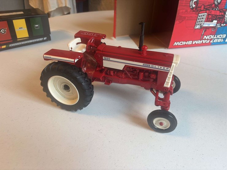 (2)-1/16-oliver-heritage-1655-+-1/64-agco-historical-set-nib-ertl-image-4