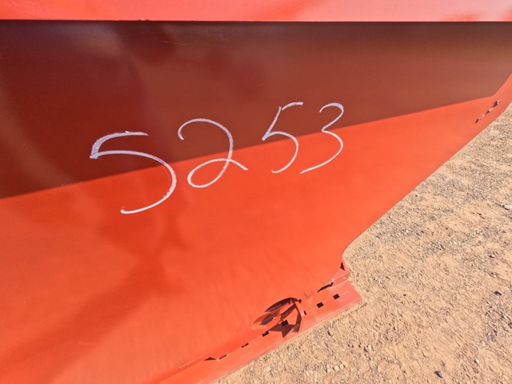 #5253-•-2-yard-self-dumping-hopper-image-2