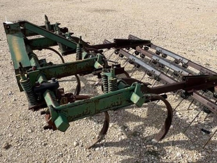 l2---jd-3pt-chisel-plow-image-3