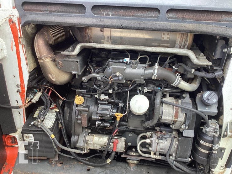 2017-bobcat-t870-image-13