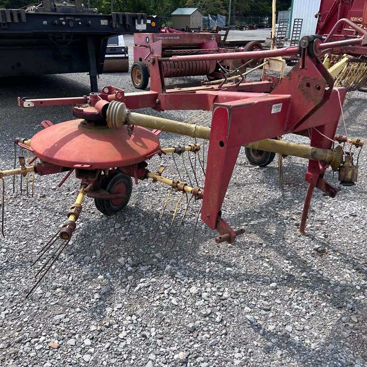 NEW HOLLAND 254