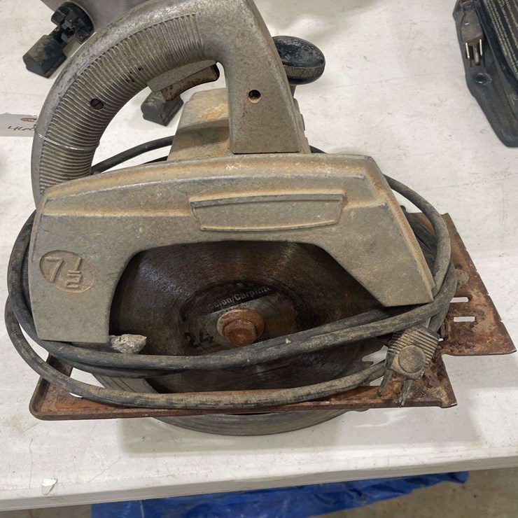 Sears 7 1/2" Electric Hand Saw