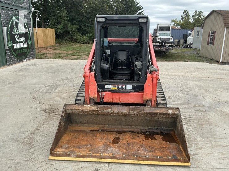 2021-kubota-svl65-2-image-7