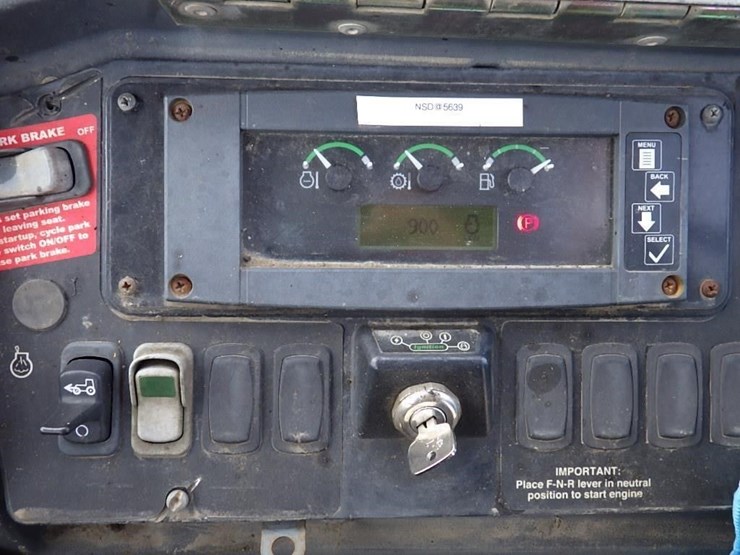 2006-deere-710g-image-35