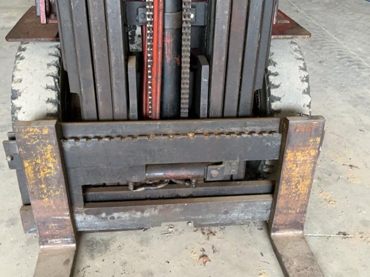 caterpillar-v50d-image-42