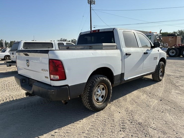 2013-dodge-ram-1500-image-4