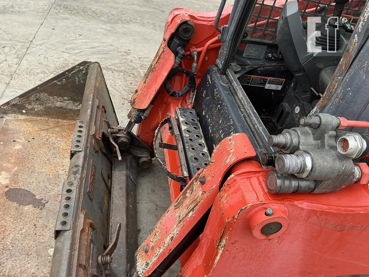 2017-kubota-svl95-2-image-10