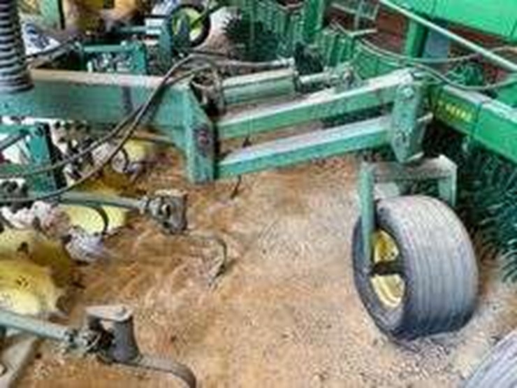 john-deere-85-image-12