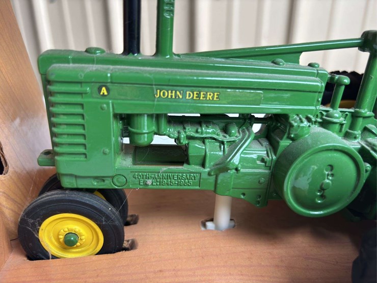 (2)-1/16-john-deere-model-60-orchard-and-model-a-nib-ertl-image-17