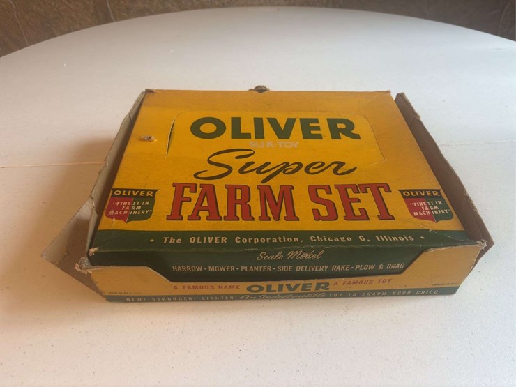 oliver-25-image-1