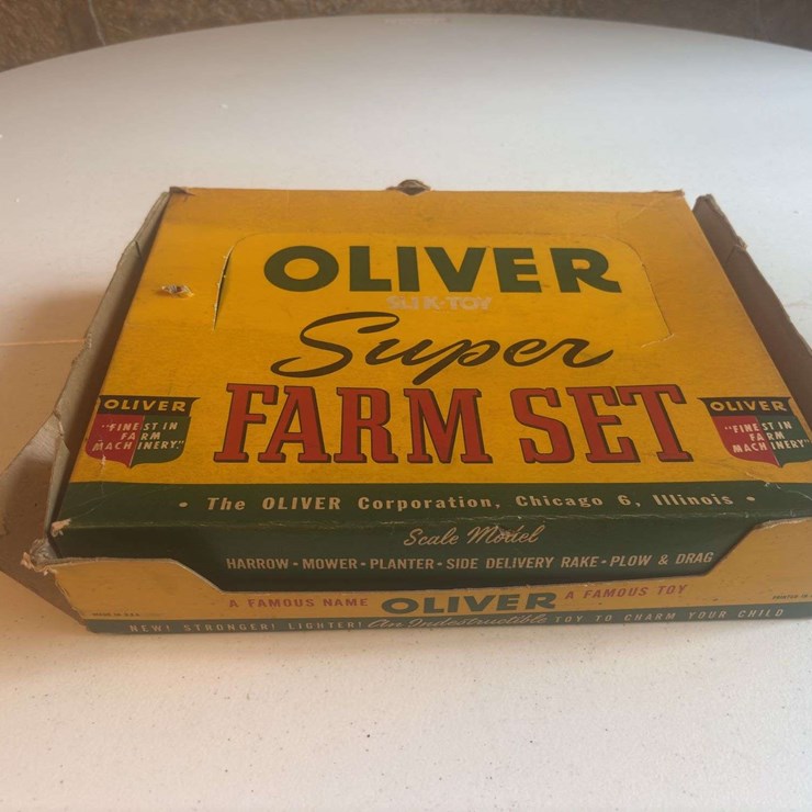 OLIVER 25