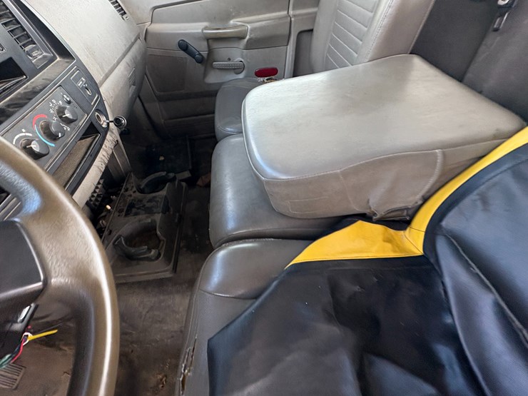 dodge-ram-2500-image-33