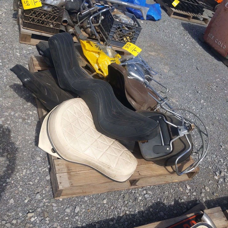MISC HARLEY DAVIDSON SEATS, BACK REST, AIR COVER, MIRROS, HEADLIGHT ASSEMBLY