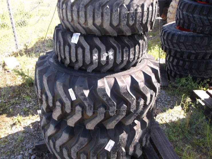 set-of-ag-r4-wheels-and-tires-image-3